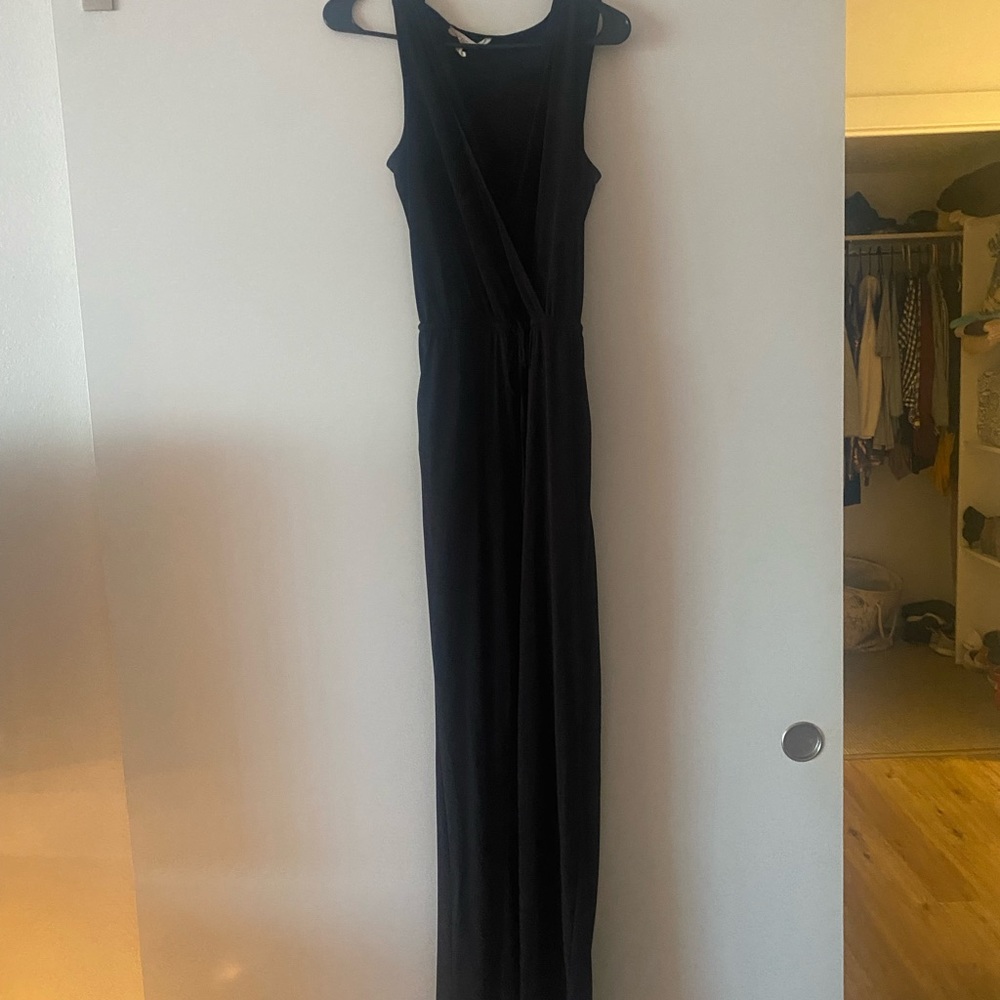BCBG jumpsuit great condition !!